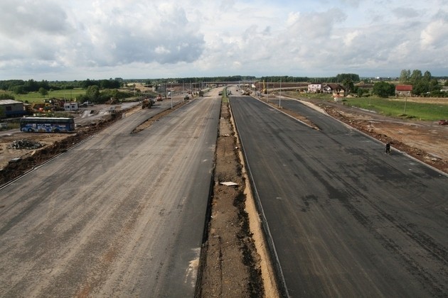 -&nbsp;długość: ok. 20 km
-&nbsp;zapłacimy za przejazd 2 zł