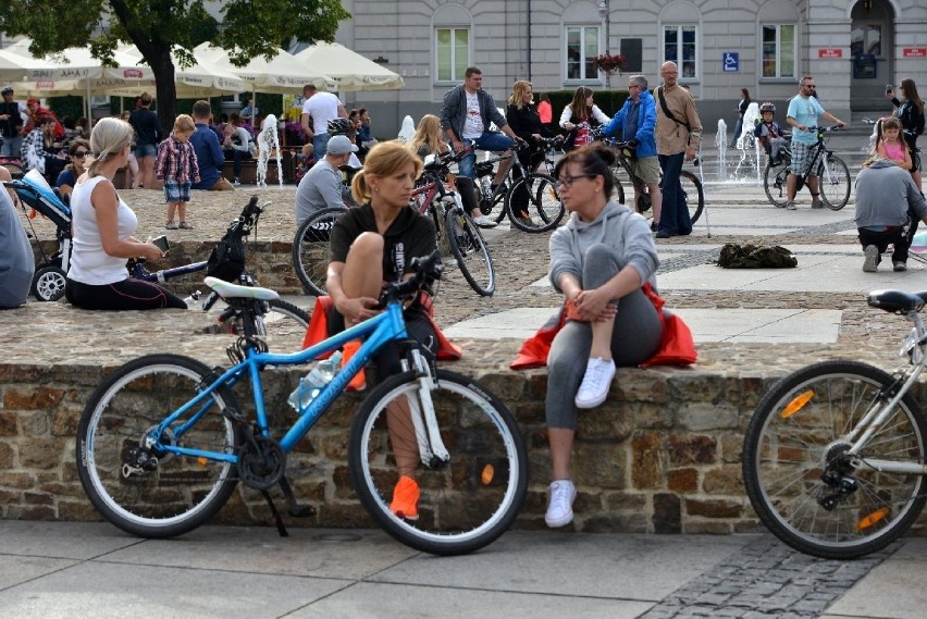 Kieleccy cykliści chcą dobrej infrastruktury rowerowej. Kolejna Masa Krytyczna 