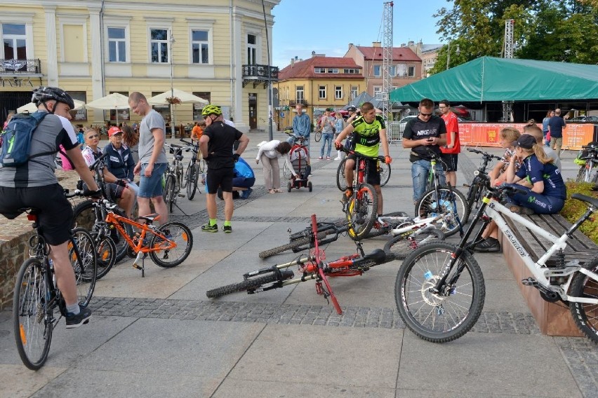 Kieleccy cykliści chcą dobrej infrastruktury rowerowej. Kolejna Masa Krytyczna 