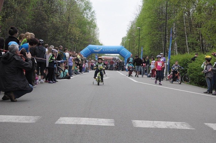 Wyścigi Rowerkowe 2013 w Katowicach! [ZDJĘCIA + WIDEO] Tłumy podczas pierwszej edycji!