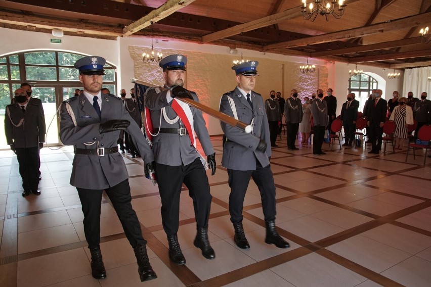 Uroczysta akademia z okazji Święta Policji w Pałacu w Łagowie. Burmistrz podziękował zgorzeleckim funkcjonariuszom