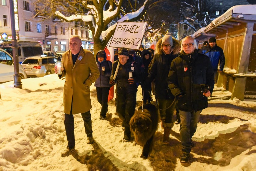 Zakopane: Ulicami miasta przeszedł "Marsz Milczenia" jako protest ws. zabójstwa prezydenta Pawła Adamowicza [ZDJĘCIA]