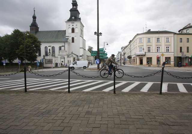 Tydzień temu w centrum miasta dwóch młodych ludzi skatowało 39-latka