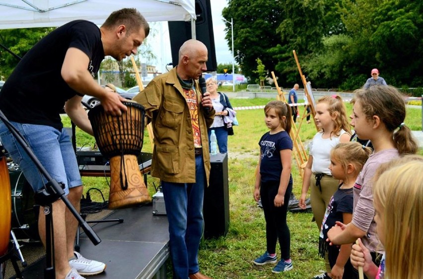 Za nami plenerowe warsztaty perkusyjne w parku Bulwary w Tomaszowie Maz. [ZDJĘCIA]