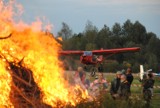 Piknik Lotniczy 2022 w Pstrokoniach. Podniebne atrakcje i gorąca atmosfera ZDJĘCIA