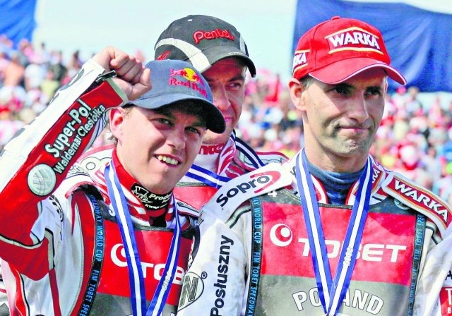 Tomasz Gollob (z prawej)  i Jarosław Hampel byli przeciwni wprowadzeniu nowych tłumików