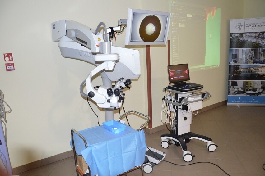Szpital w Stalowej Woli otrzymał nowoczesny mikroskop chirurgiczny i endoskop. Wartość nowego sprzętu to ponad dwa miliony. Zobacz zdjęcia