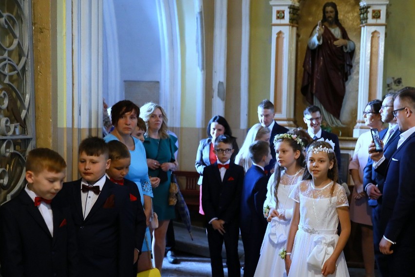 Pierwsza komunia święta w piotrkowskiej farze 11.07.2020