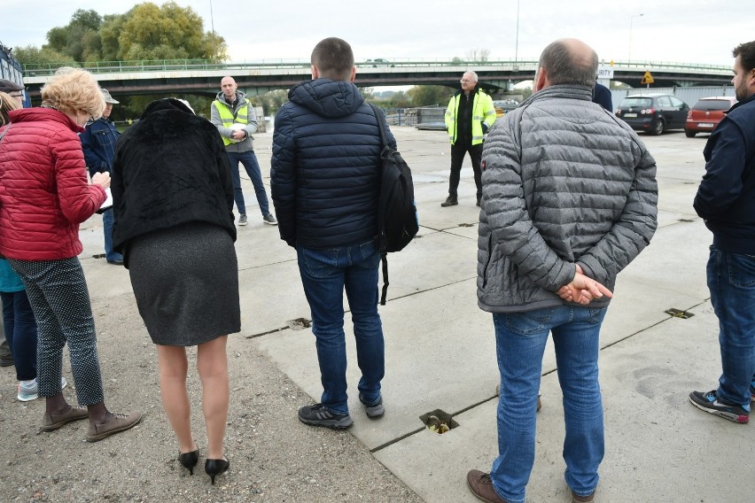 Mieszkańcy dopytywali, czy wprowadzenie ruchu wahadłowego na...