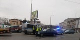 Wypadek. Policyjne bmw zderzyło się z tramwajem