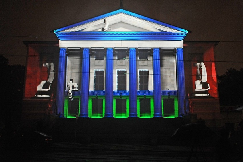 Pokaz 3D na budynku Teatru Wielkiego w Poznaniu