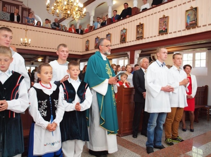 Wierni z parafii w Kramarzynach pożegnali ks. Jana Mechlińskiego 