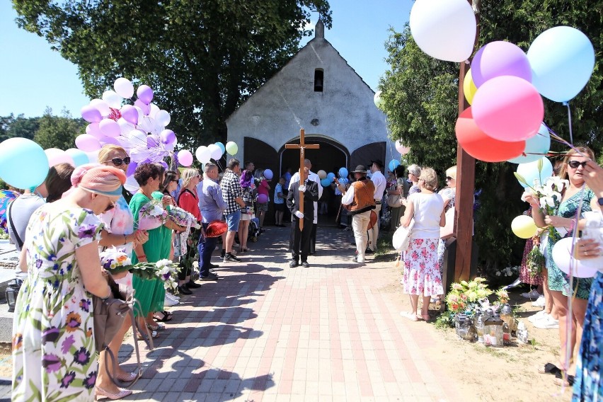 Rodzice apelowali aby wszystkie osoby, które przybędą na...