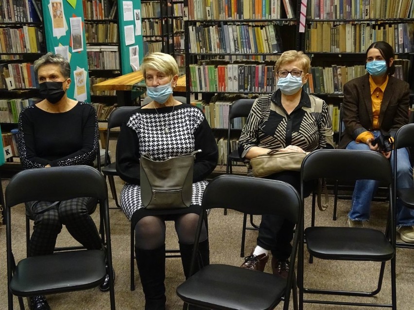 Bydgoscy artyści wystąpili w chełmińskiej Bibliotece