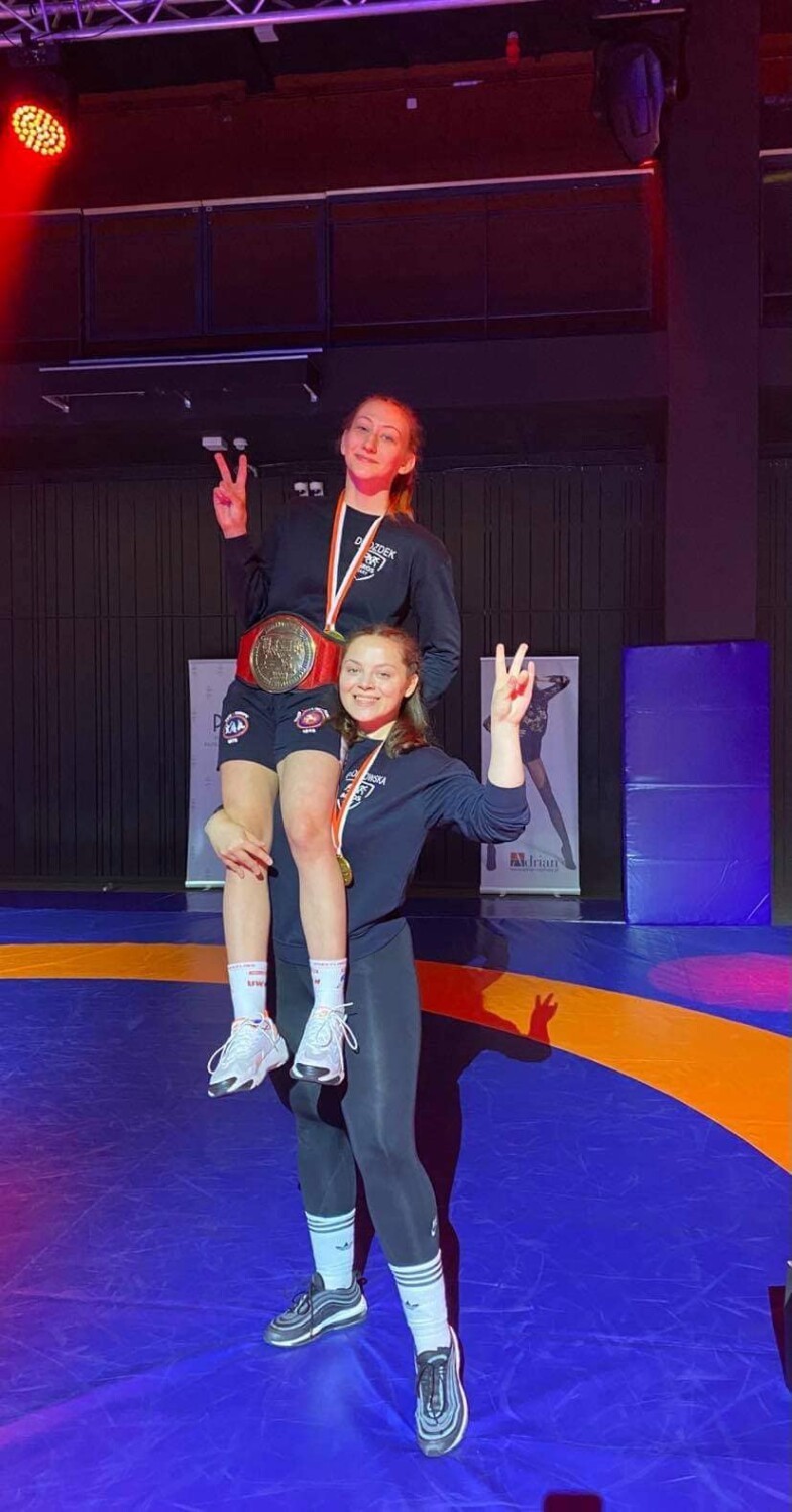 Trzy muszkieterki z żarskiego Agrosu wywalczyły medale na Olimpiadzie Młodzieży