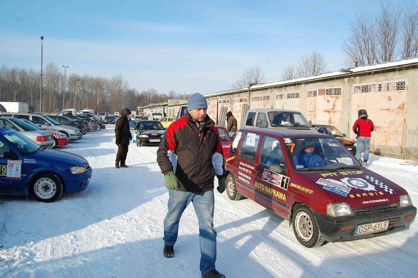 Gm. Debrzno. Motul Rallyland Cup 2012 - pierwsza runda rajdu amatorów za nami