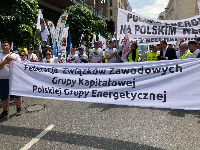 Protest związkowców w Warszawie, 9 czerwca 2021