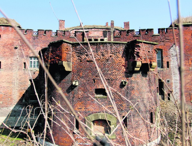 XIX-wieczny fort Luneta Warszawska to najstarszy i najlepiej zachowany obiekt Twierdzy Kraków (&#169; Andrzej Banaś)