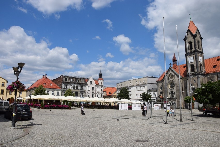 TARNOWSKIE GÓRY

Prawdziwe serce miasta

Rynek w Tarnowskich...