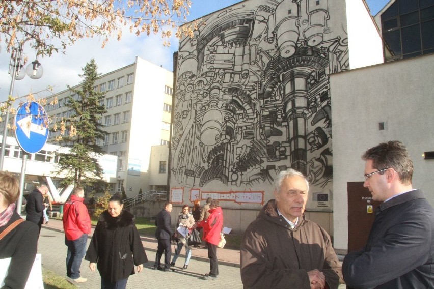 Mural na ścianie Politechniki Świętokrzyskiej