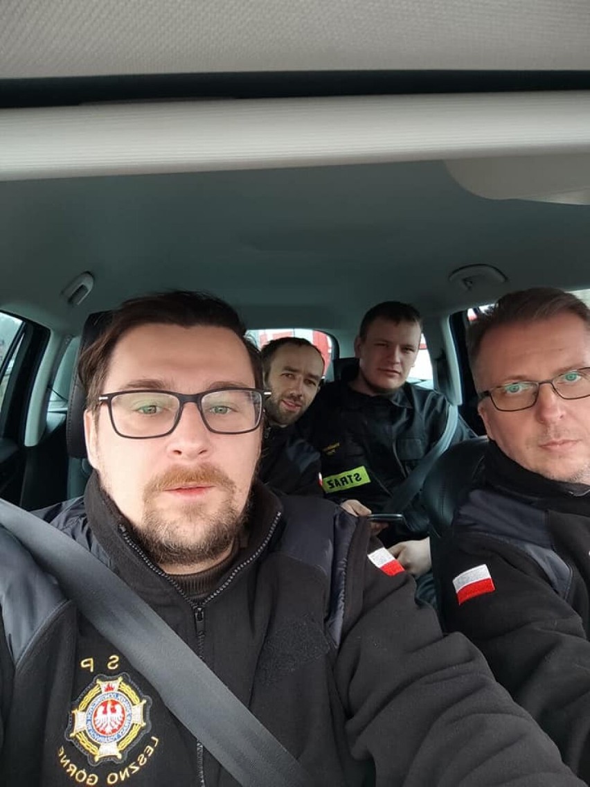 OSP Leszno Górne i Szprotawa przekazały szczególny dar: wóz...