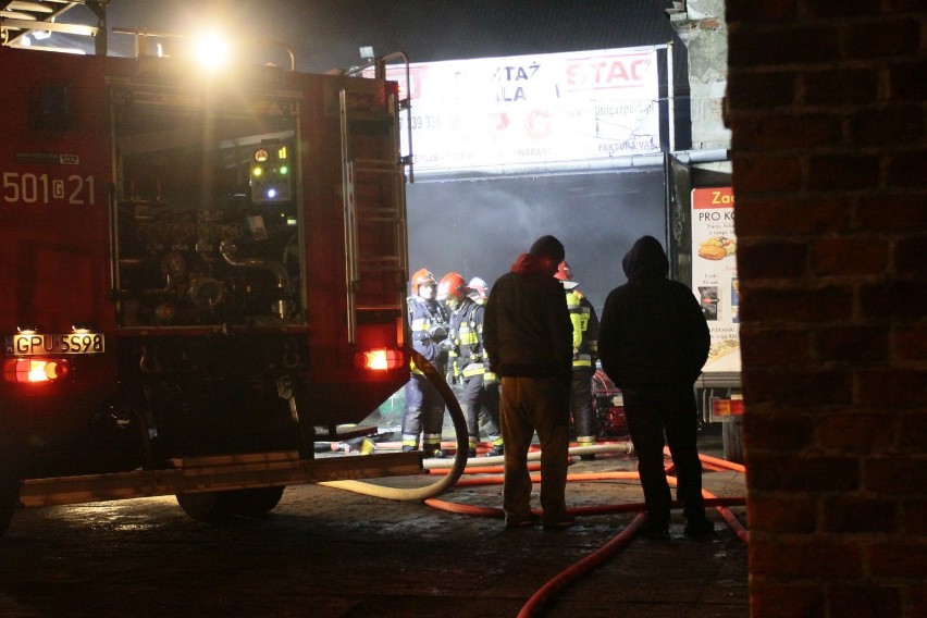 Pożar w Pucku: warsztat samochodowy (10 luty 2015)