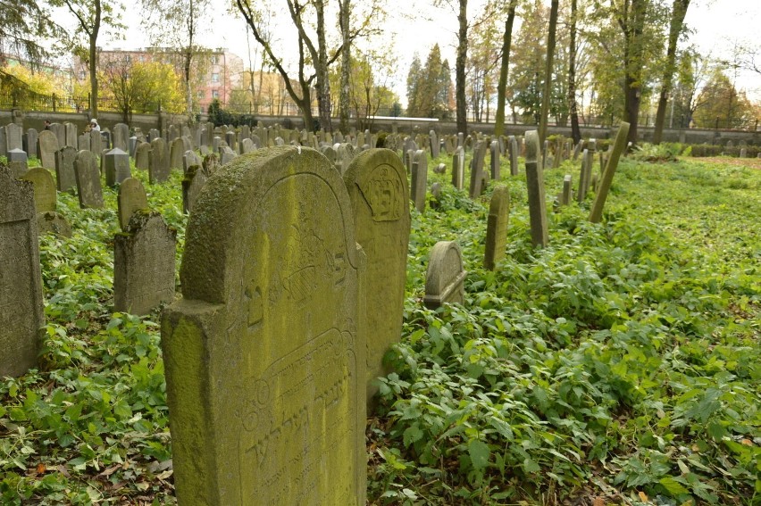 Cmentarz żydowski

Powstał w około 1588 roku. Był miejscem...