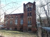 Zabytkowy budynek szkoły Grohmanów w Łodzi zostanie odnowiony [ZDJĘCIA]
