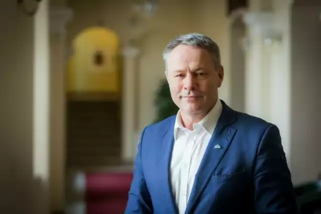 Rafał Bruski zwyciężył w I turze wyborów i ponownie obejmie urząd prezydenta miasta - będzie to jego czwarta kadencja