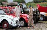 To są prawdziwe perełki! Piękne zabytkowe samochody na Błoniach Nadwiślańskich w Grudziądzu. Zobacz zdjęcia