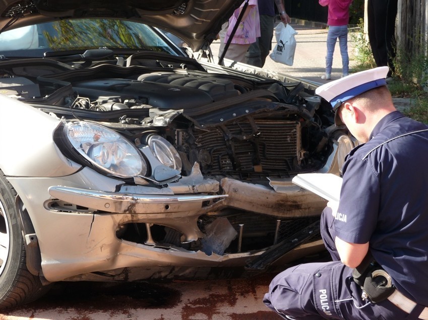 Gdynia: Wypadek na Chylońskiej. Są ranni. ZDJĘCIA