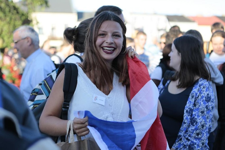 Uczestnicy Światowych Dni Młodzieży z Francji i Włoch przyjechali do Skierniewic [ZDJĘCIA]