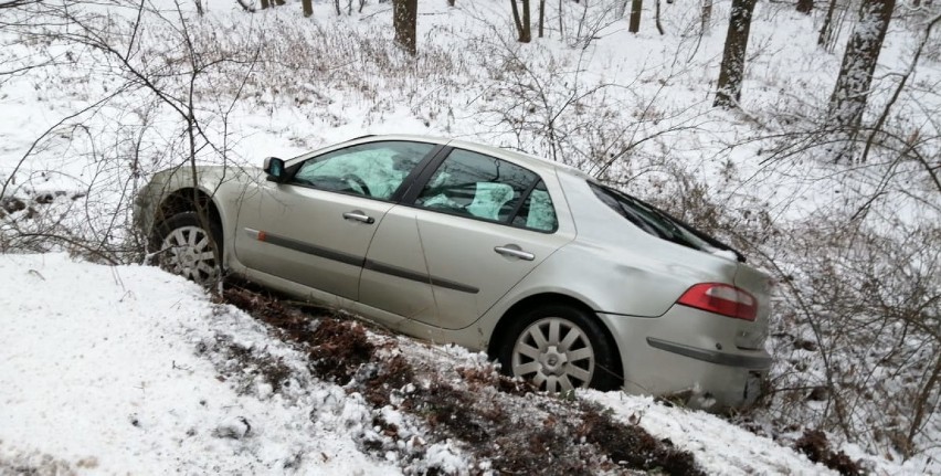 Kierowcy narzekają na stan dróg w powiecie górowskim po opadach śniegu [30.01.2021]