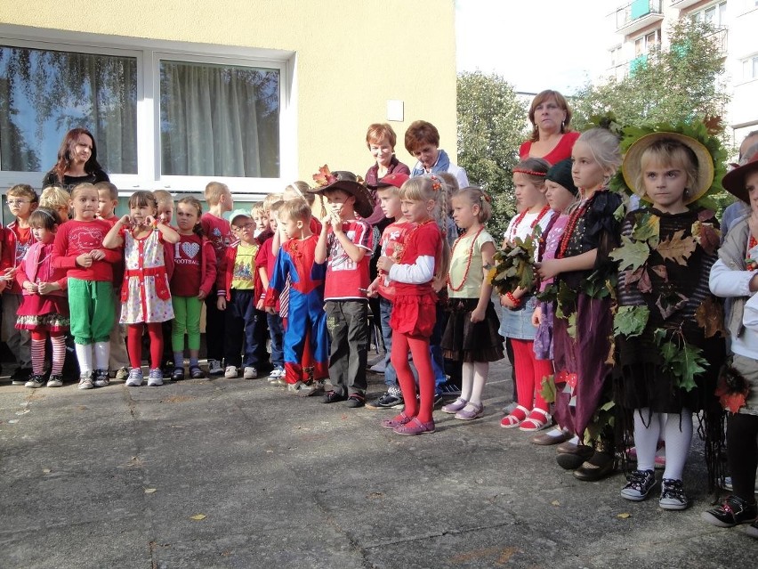 Śrem; jarzębinowe święto w przedszkolu (GALERIA)