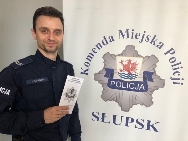 Mundurowi spotkali się z uczniami i doradcą zawodowym w V LO w Słupsku. Rozmawiano tam o możliwościach jakie daje służba w policji oraz zachęcano do wstąpienia w jej szeregi.