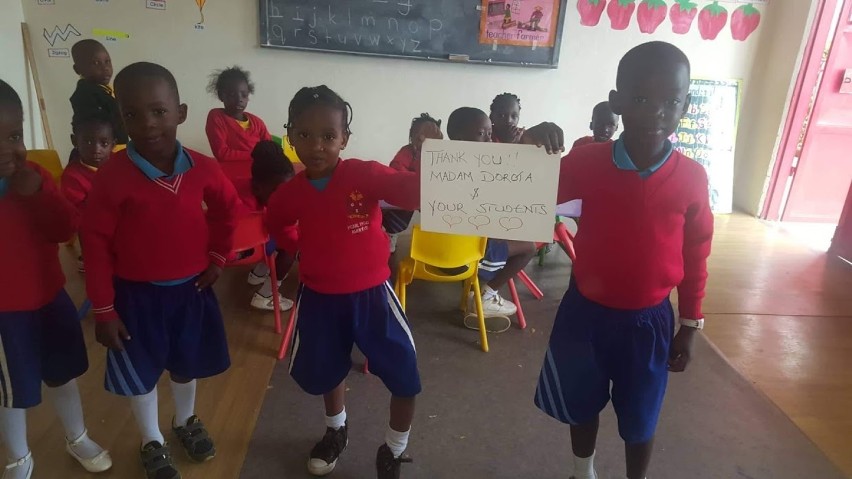 Szkoła Podstawowa nr 10 w Rumi prowadzi zajęcia on-line z Ugandą |ZDJĘCIA
