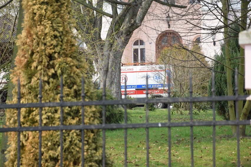 Seniorzy, którzy byli hospitalizowani w szpitalu MSWiA, wracają do Jakubowic. Zgodę wydał wojewoda