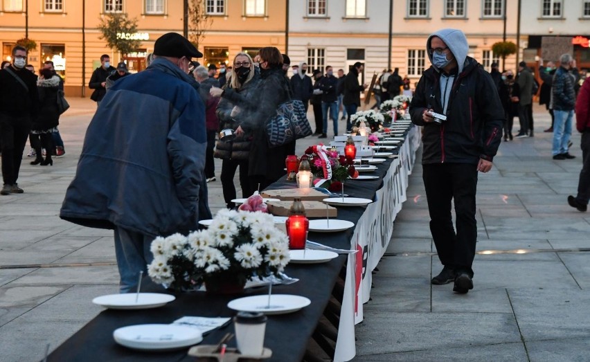 Gastro protest na Starym Rynku