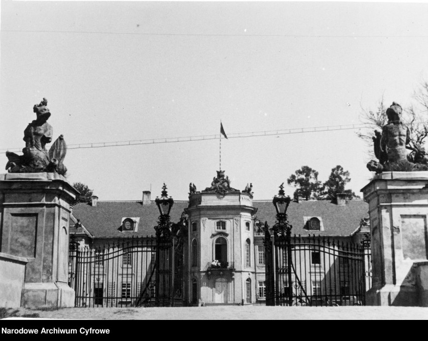 Pałac Potockich w Radzyniu Podlaskim w latach 1939-1945.