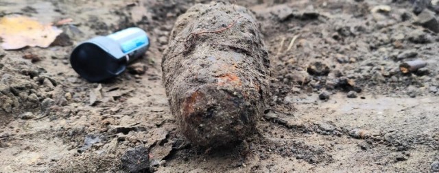 Niewybuch z II WŚ znaleziony w Rudzie Śląskiej podczas prac ziemnych