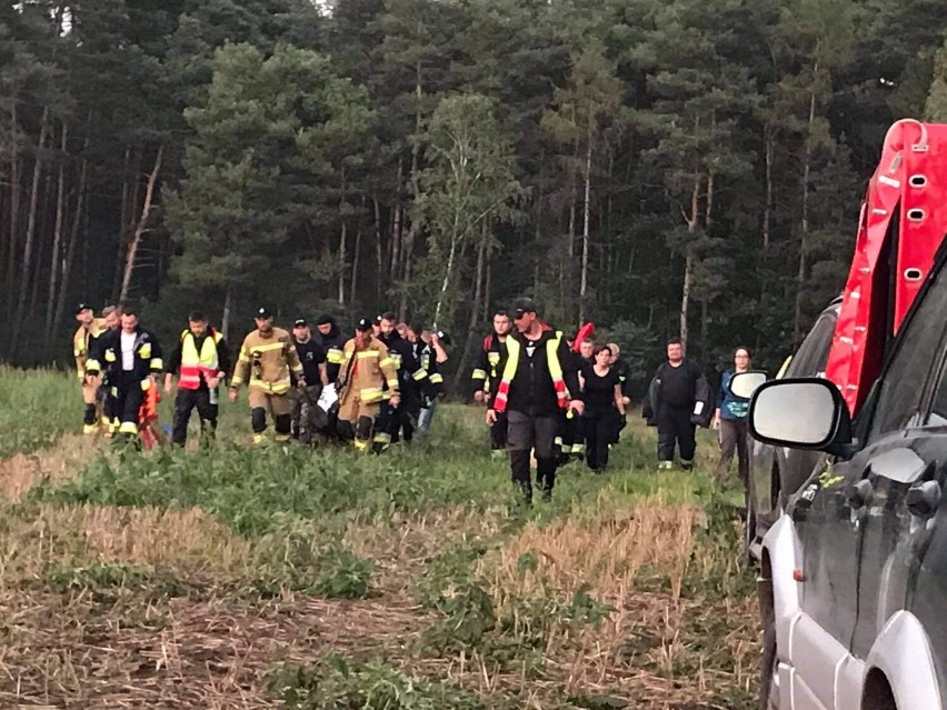 80-letni grzybiarz zaginął w podkaliskim lesie. Na pomoc ruszyła grupa Szukamy i Ratujemy. ZDJĘCIA