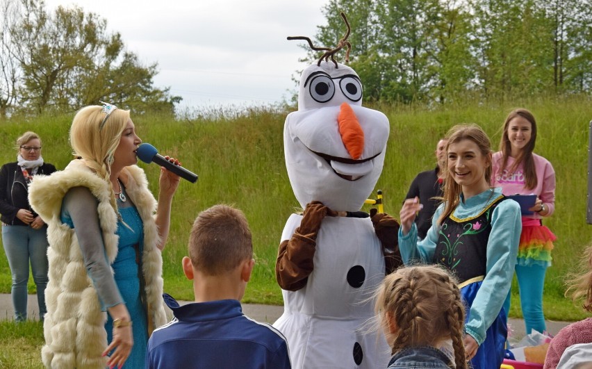 Dzień Dziecka z postaciami "Krainy lodu" na Rajskiej Polanie...