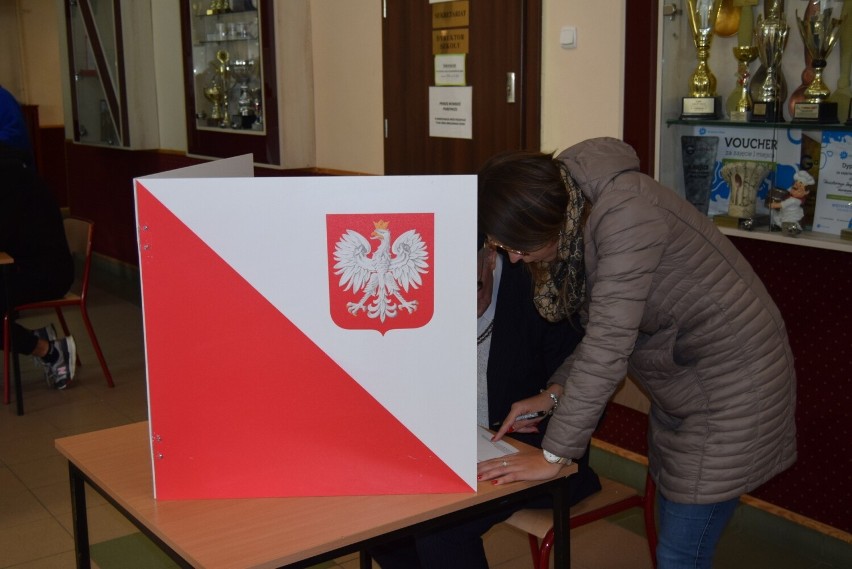 Wybory 2023. Jak głosował powiat kościerski? Pełne dane PKW - Sejm, Senat AKTUALIZACJA