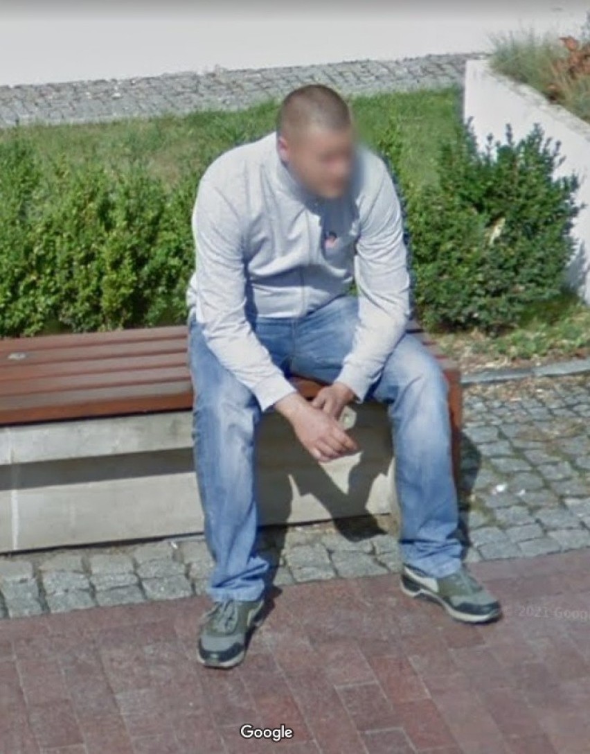 Moda po zamojsku. Takie codzienne stylizacje uchwyciły kamery Google Street View w Zamościu. Czy mieszkańcy znają się na modzie?