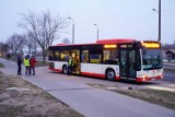 Podróżujesz komunikacją miejską w Gdańsku? Szykuj się na utrudnienia. Czasowe zawieszenie obsługi przystanku "Śródmieście SKM"!