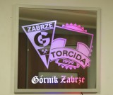 Nietypowe gadżety Górnika Zabrze. Na świąteczny prezent może kubek termiczny albo fartuch kuchenny? Zobaczcie