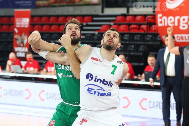 Koszykarze Enai Zastalu BC Zielona Góra w półfinałowej serii play off Energa Basket Ligi pokonali Śląsk Wrocław 3:0.