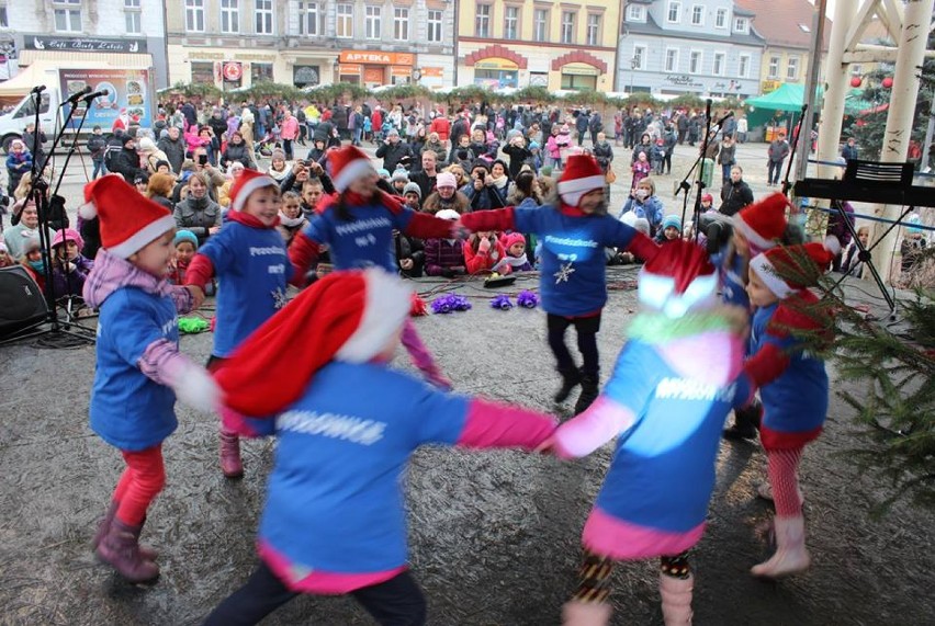Jarmark świąteczny [2014] w Mysłowicach: Maszkety, tańce, kolędy i iluminacje. Sami zobaczcie [FOTO]