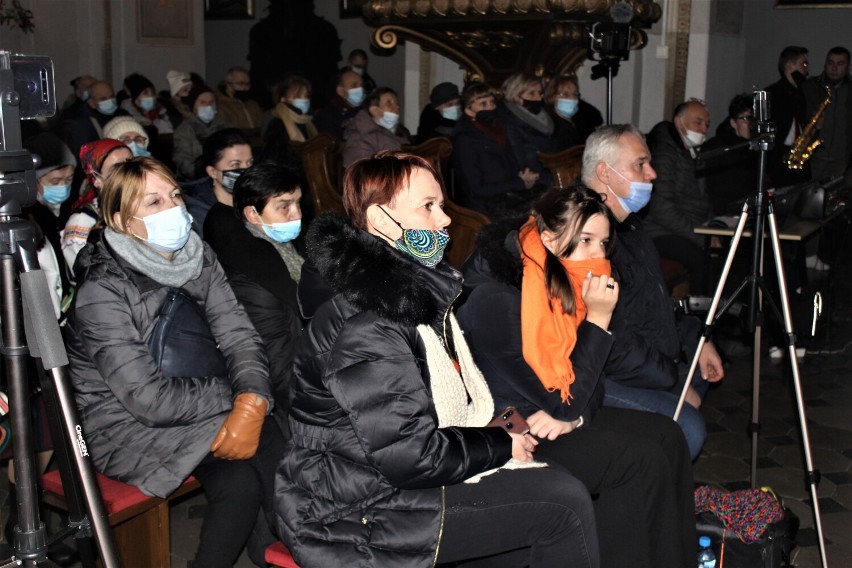 W kościele wystąpili laureaci świątecznego konkursu --->...