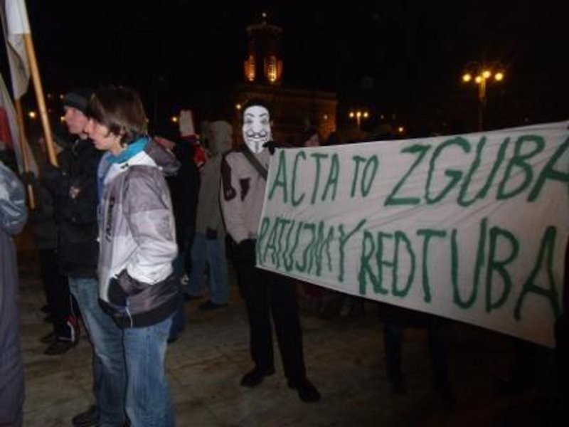 Kilkadziesiąt osób protestowało w Częstochowie przeciwko ACTA. To trzecia taka demonstracja